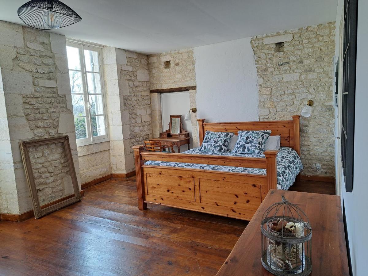 Champagnac  Le Moulin Etourneau - 3 Gites Avec 2 Piscines מראה חיצוני תמונה