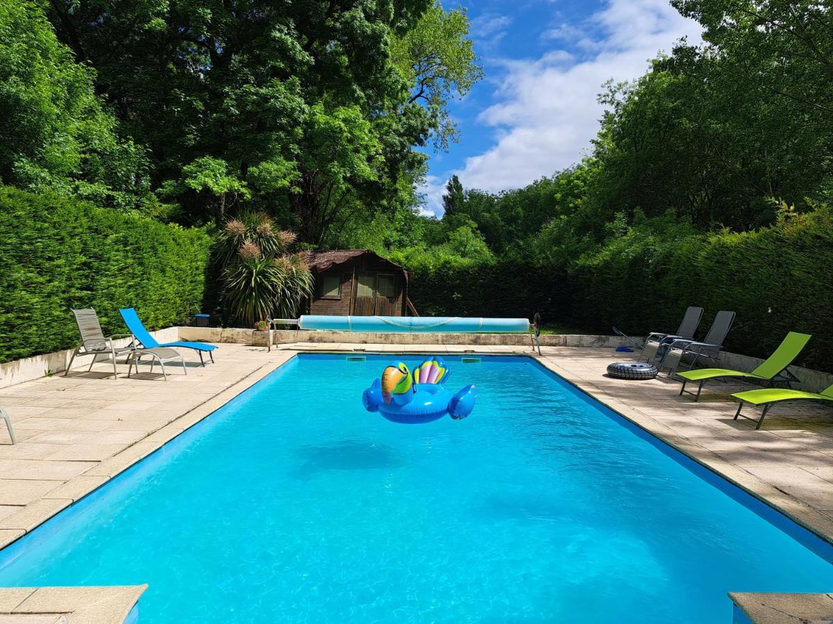 Champagnac  Le Moulin Etourneau - 3 Gites Avec 2 Piscines מראה חיצוני תמונה