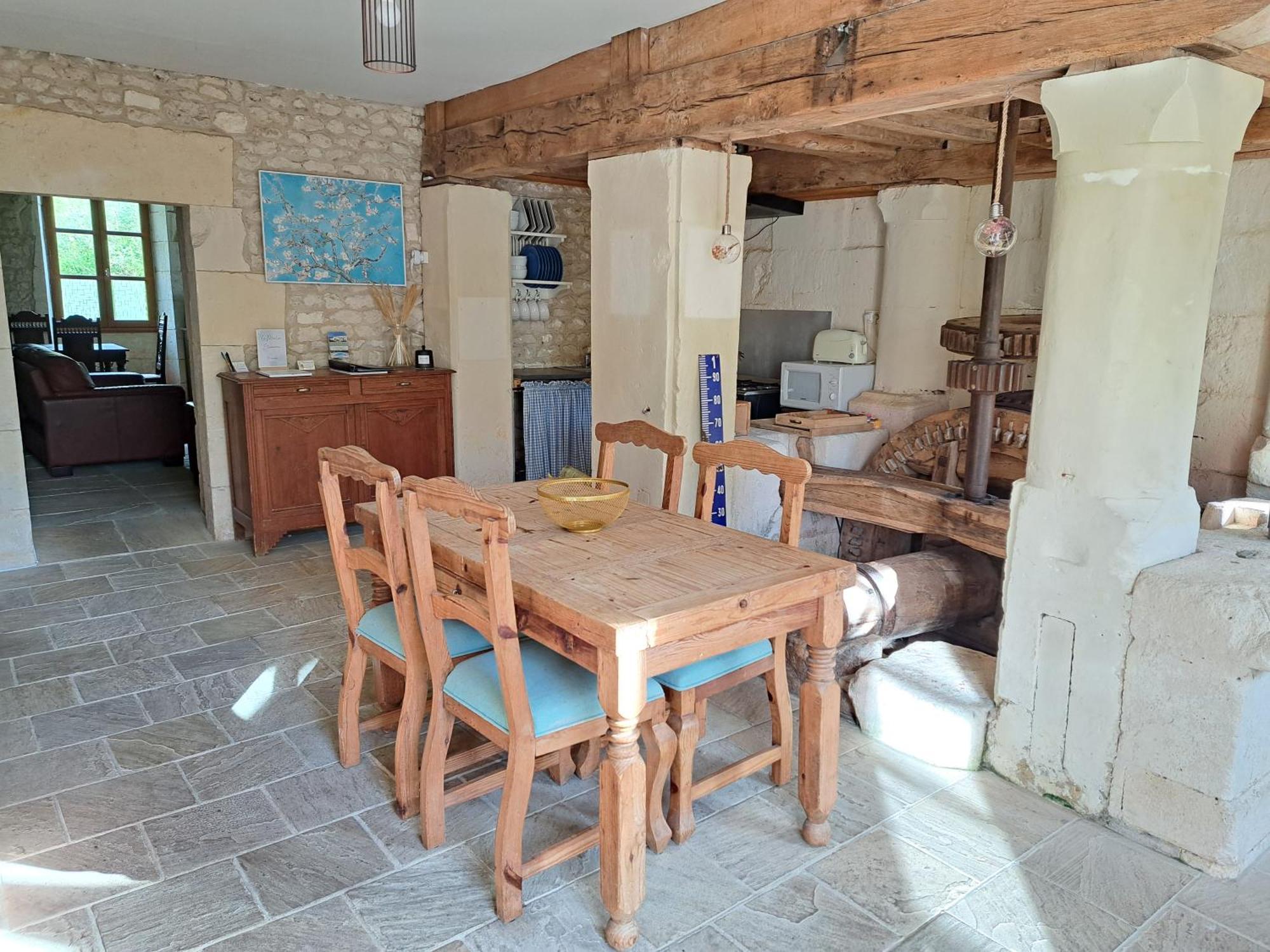 Champagnac  Le Moulin Etourneau - 3 Gites Avec 2 Piscines מראה חיצוני תמונה